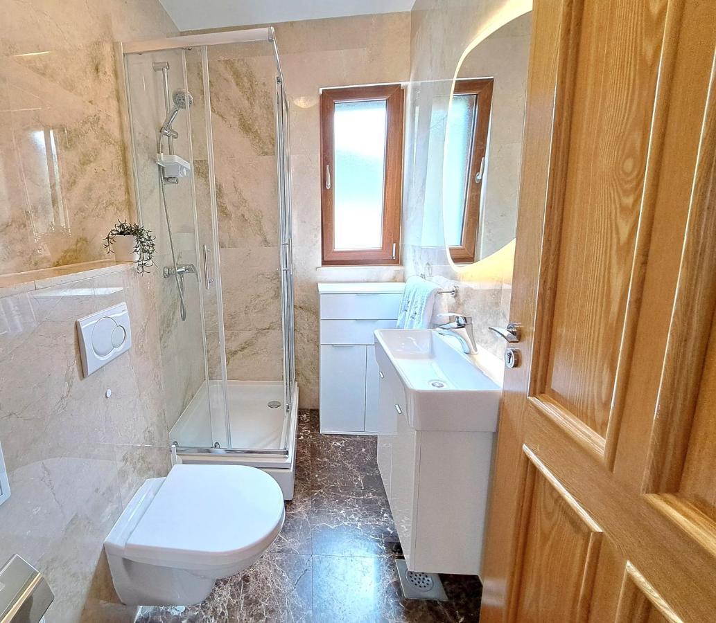 Apartment Carica Slatine Exterior photo